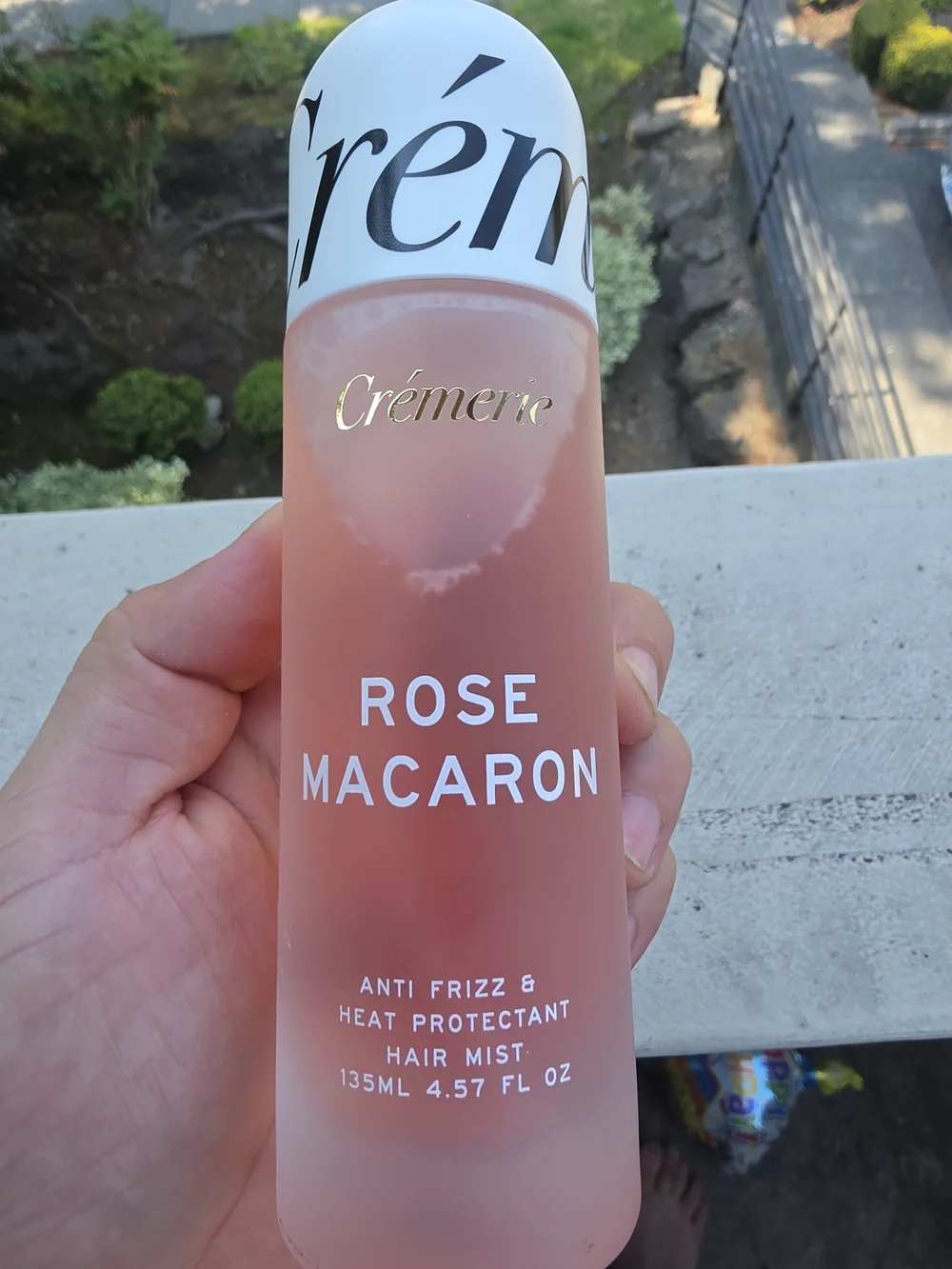Rose Macaron Anti-Frizz Hair Mist – Pink